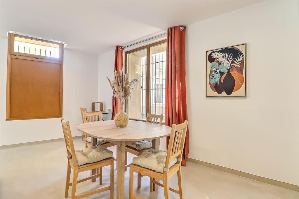 Apartment De 70m2 En Rdc A 6 Mn A Pied Des Monuments
